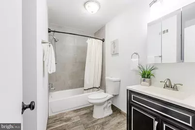 11924 Travistock Court, Reston, VA 20191 - Photo 17