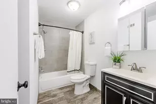 11924 Travistock Ct, Reston, VA 20191 - Photo 17