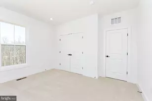 8460 Begonia Ln, Lorton, VA 22079 - Photo 33
