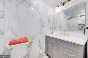11610 Windbluff Ct, Reston, VA 20191 - Photo 21