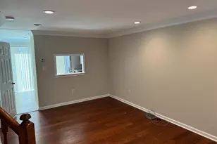 6307 Chimney Wood Ct, Alexandria, VA 22306 - Photo 3