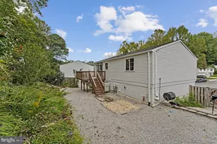 8471 Great Lake Ln, Springfield, VA 22153 - Photo 37