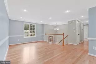 8471 Great Lake Ln, Springfield, VA 22153 - Photo 5