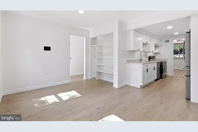 5872 Kara Place, Burke, VA 22015 - Photo 11