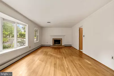 10838 Henderson Road, Fairfax Station, VA 22039 - Photo 5
