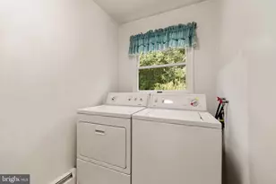 10838 Henderson Rd, Fairfax Station, VA 22039 - Photo 19