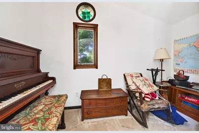 10708 Meadowood Drive, Vienna, VA 22181 - Photo 21