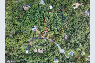 10708 Meadowood Drive, Vienna, VA 22181 - Photo 11