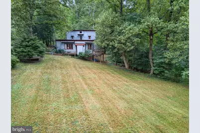 10708 Meadowood Drive, Vienna, VA 22181 - Photo 5