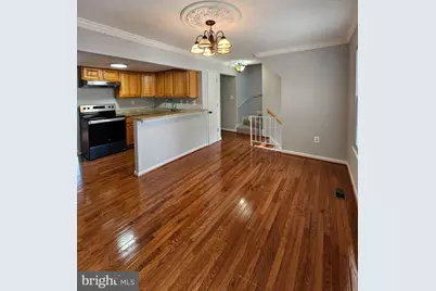 9657 Lindenbrook Street, Fairfax, VA 22031 - Photo 7