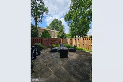 9657 Lindenbrook Street, Fairfax, VA 22031 - Photo 15