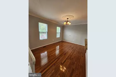 9657 Lindenbrook Street, Fairfax, VA 22031 - Photo 5
