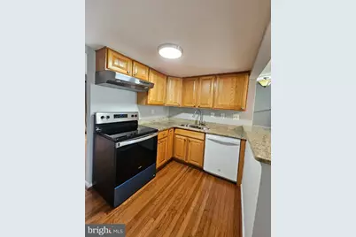 9657 Lindenbrook Street, Fairfax, VA 22031 - Photo 9