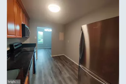 511 Florida Avenue #101, Herndon, VA 20170 - Photo 5