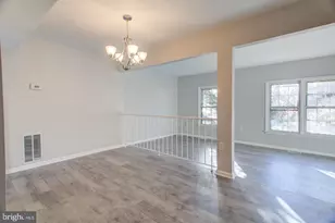 5416 New London Park Dr, Fairfax, VA 22032 - Photo 5