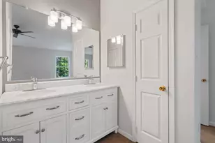 8608 Rocky Gap Ct, Lorton, VA 22079 - Photo 19