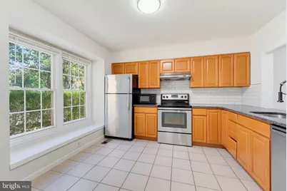 5612 Rapid Run Court, Burke, VA 22015 - Photo 5
