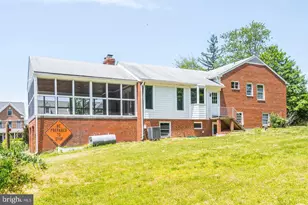 5619 Wharton Ln, Centreville, VA 20120 - Photo 47