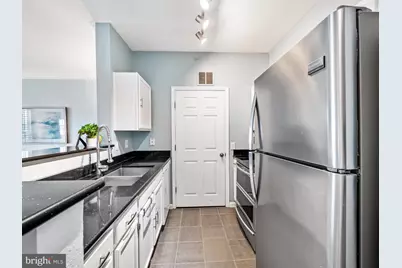 1521 Spring Gate Drive #10401, McLean, VA 22102 - Photo 3