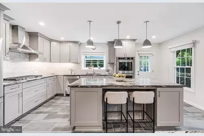 10812 Hunt Club Road, Reston, VA 20190 - Photo 3