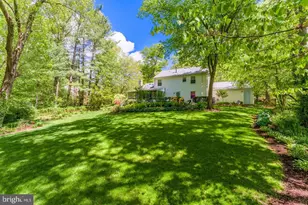 10812 Hunt Club Rd, Reston, VA 20190 - Photo 69
