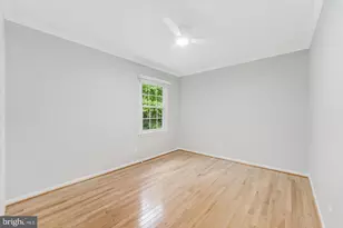 10812 Hunt Club Rd, Reston, VA 20190 - Photo 53