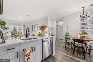11325 Aristotle Dr, Fairfax, VA 22030 - Photo 15