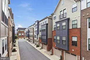 5683 Stephanie Tessa Way Way, Alexandria, VA 22303 - Photo 3
