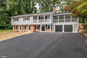 7032 Coventry Rd, Alexandria, VA 22306 - Photo 1