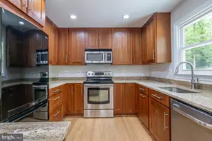 7032 Coventry Rd, Alexandria, VA 22306 - Photo 5