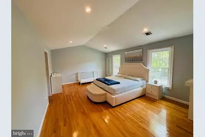 2062 Madrillon Road, Vienna, VA 22182 - Photo 13