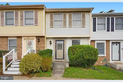 8284 Crestmont Circle, Springfield, VA 22153 - Photo 1