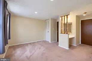 8284 Crestmont Cir, Springfield, VA 22153 - Photo 15