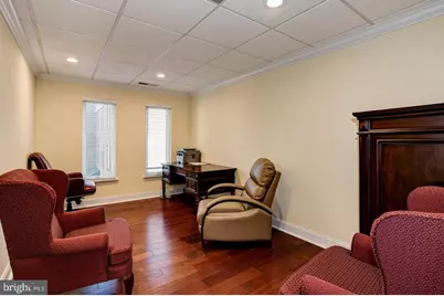9512 Lee Highway, Fairfax, VA 22031 - Photo 11