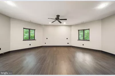 8419 Overlook Street, Vienna, VA 22182 - Photo 25