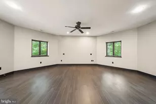 8419 Overlook St, Vienna, VA 22182 - Photo 25