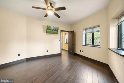 8419 Overlook Street, Vienna, VA 22182 - Photo 35