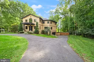 8419 Overlook St, Vienna, VA 22182 - Photo 3
