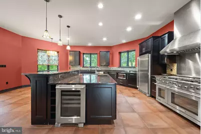 8419 Overlook Street, Vienna, VA 22182 - Photo 9
