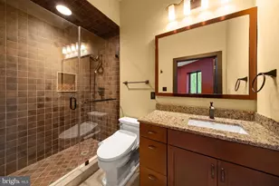 8419 Overlook St, Vienna, VA 22182 - Photo 41