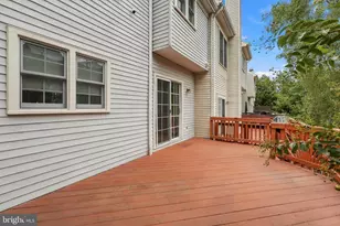 7024 Fieldhurst Ct, Alexandria, VA 22315 - Photo 15