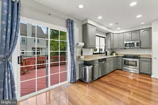 7024 Fieldhurst Ct, Alexandria, VA 22315 - Photo 13