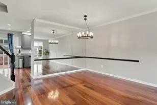 7024 Fieldhurst Ct, Alexandria, VA 22315 - Photo 7