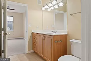 12954 Centre Park Cir, Herndon, VA 20171 - Photo 15