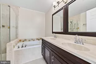 7024 Falls Reach Dr, Falls Church, VA 22043 - Photo 19