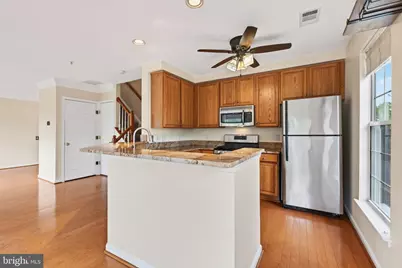 7024 Falls Reach Drive #301, Falls Church, VA 22043 - Photo 9