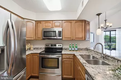 6000 Ellesmere Court #F, Alexandria, VA 22315 - Photo 13