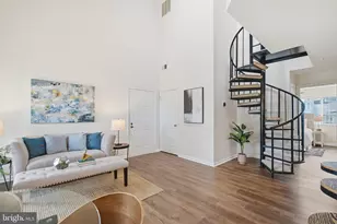 6000 Ellesmere Ct, Alexandria, VA 22315 - Photo 7
