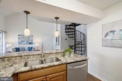 6000 Ellesmere Court #F, Alexandria, VA 22315 - Photo 15
