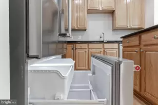 8773 Mill Towns Ct, Alexandria, VA 22309 - Photo 23